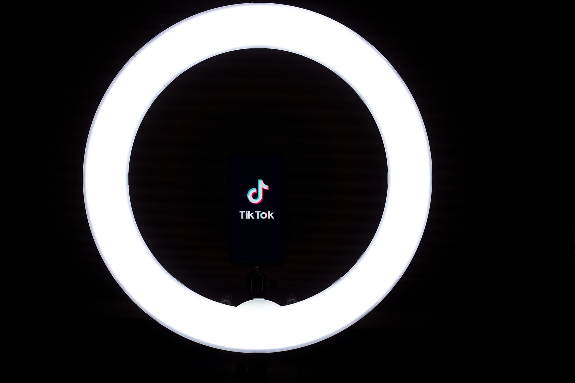 TikTok continues to lead the pack in terms of non-game app downloads